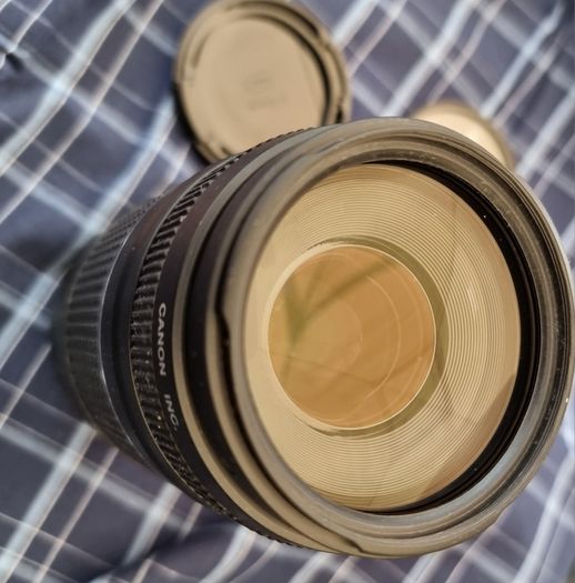 Canon EF 75 to 300mm f4-5.6 III USM telephoto zoom lens