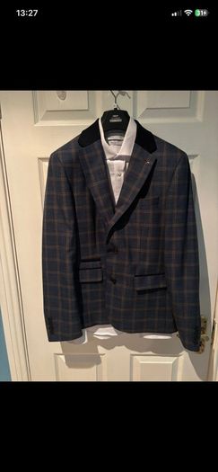 Mens suit