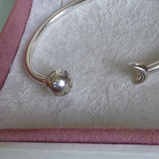 Pandora moments moon/stars open bangle size 2 very good condition hallmarked