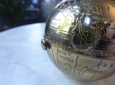 Rare Vintage 1950s Pygmalion Globe Powder Compact, Gilt World Map, Original Sifter and Puffer. Unused Condition.