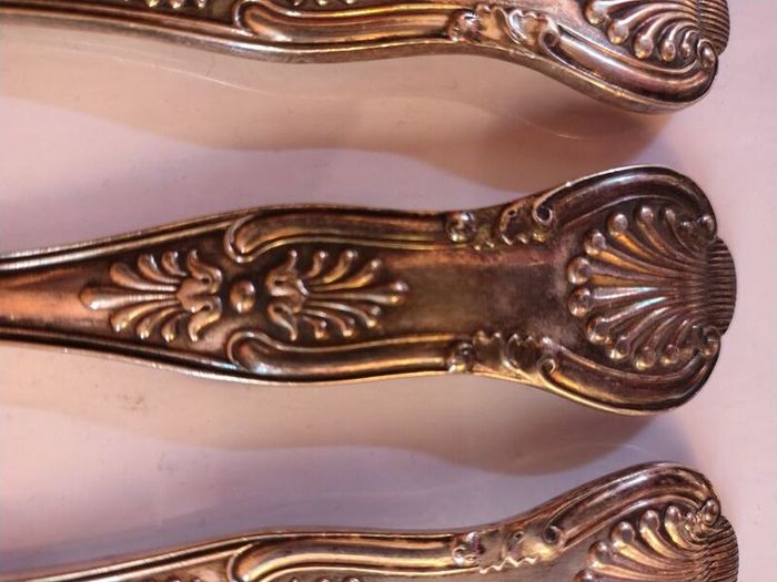 Vintage Kings Pattern Forks