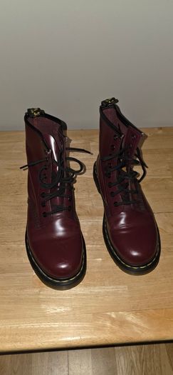 Doc Martens / Dr Martens Burgundy boots Size 5