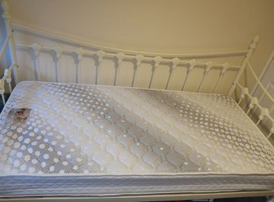 Versailles Day Bed