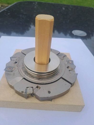 Spindle moulder tooling