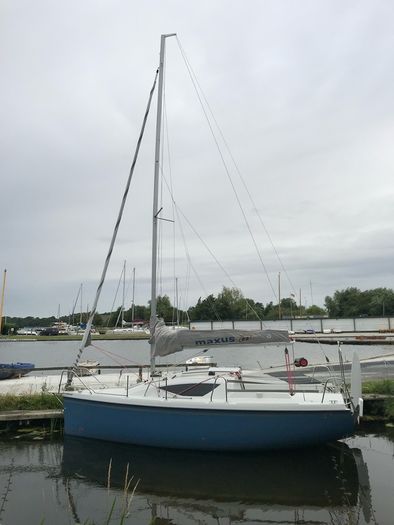 Sailing yacht Maxus 22