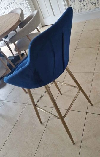 Navy bar stools x 5