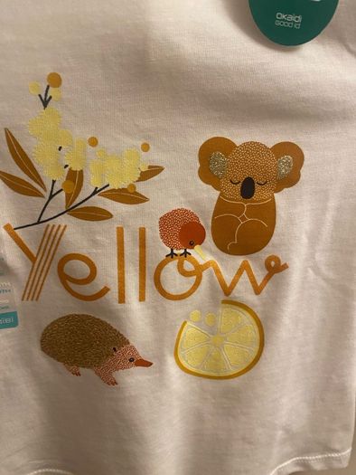 NEW top (age 2-3)