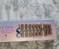 fake nails