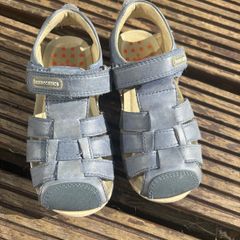 kids sandals