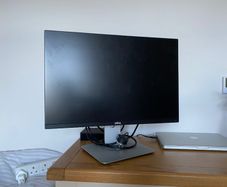Dell ultrasharp U2415 LCD monitor 1920 x 1080