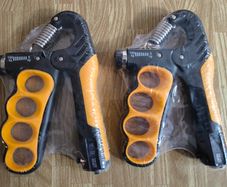 Set 2 Adjustable Hand Grip Strengtheners (5-100 kg)