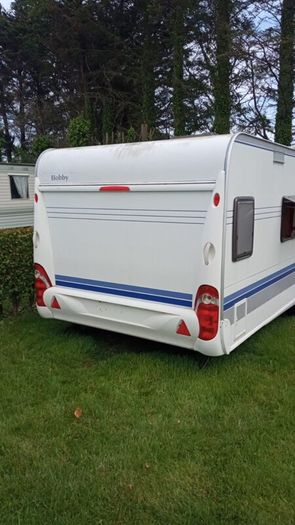 Hobby Prestige Twin Axle Caravan with new Awning
