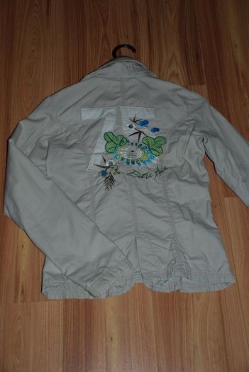 Bershka jacket