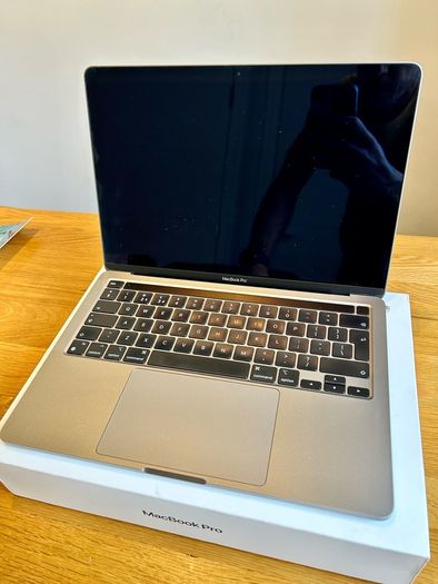 Apple MacBook Pro 13 2020 M1 Chip