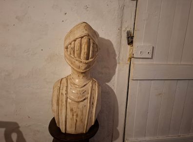 Sculpture of Knight in Armour