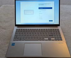Asus Vivobook Go 15 128gb 4gb ram Intel R N200