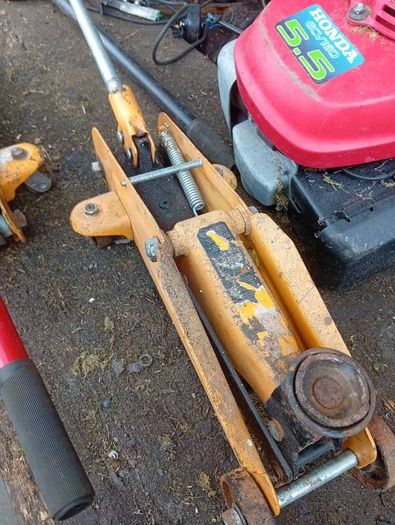 car jacks