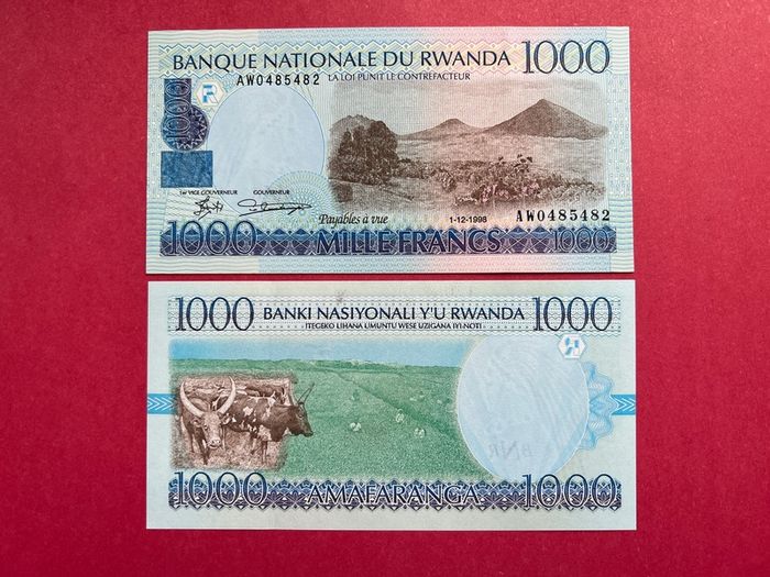 Rwanda. 1,000  Francs  1998  Pick  27b.  ( Uncirculated )