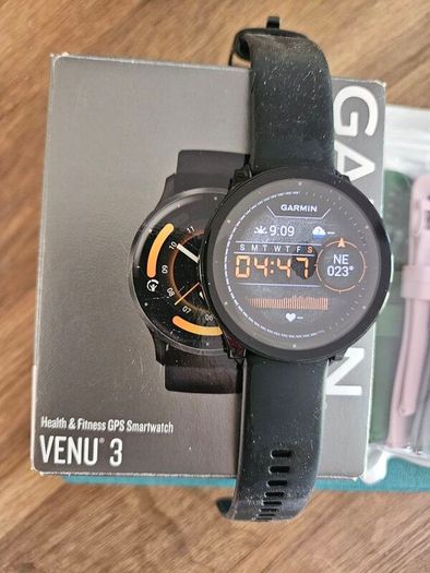 Garmin Venu 3 with AMOLED and Touchscreen