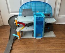 Free toy garage