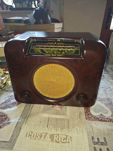 Antique Bakelite Radios, PRICE IS FOR 1 ONLY. Postage Available or Collection