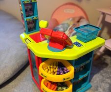 Toy Shop