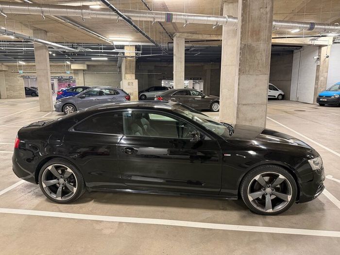 Audi A5 Sline Black edition