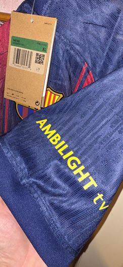 FC Barcelona home shirt 2024/25 Lamine Yamal  #19 on the back.