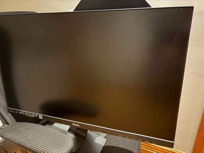 10  iiyama ProLite XUB2492HSN USB-C Monitors