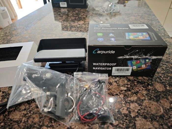 2025 Carpuride W502B PRO Motorcycle GPS Wireless Carplay/Android Auto, 5" Waterproof Motorbike Touch Screen