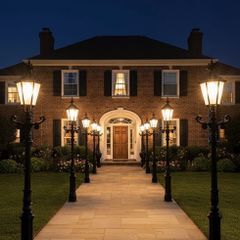 Set of 12 cast iron avenue lamps