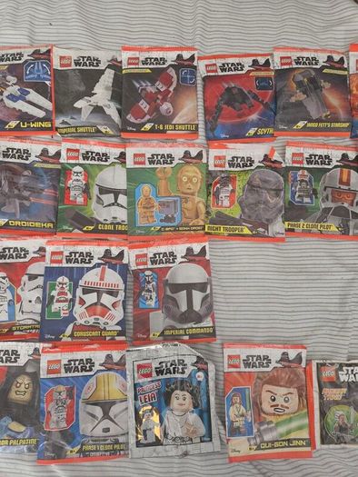 lego starwars minifigure and spaceship bundle