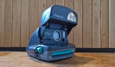 Vintage Polaroid 600
