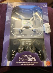 Status 2.4GHz Remote Control Stunt Quadrocopter New in Box