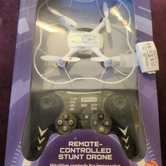 Status 2.4GHz Remote Control Stunt Quadrocopter New in Box