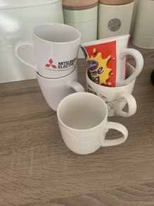 mugs