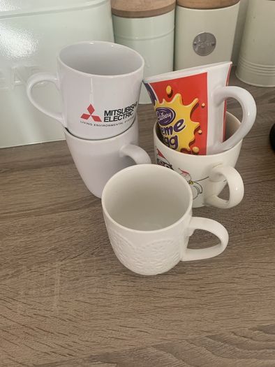 mugs