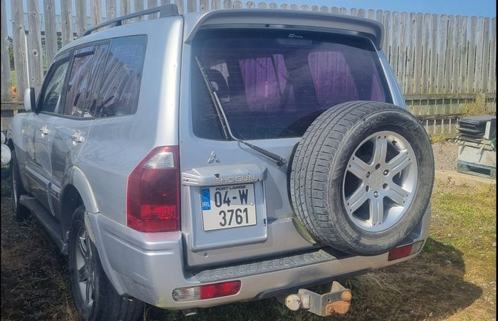 mitsubishi pajero shogun