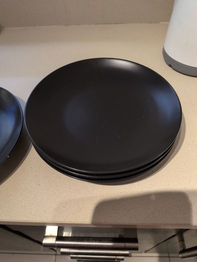 Dinner Plates X 4 New. - No on a box.