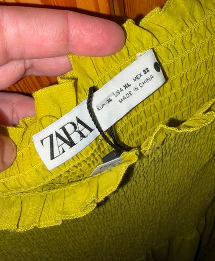 Gorgeous green ochre zara dress