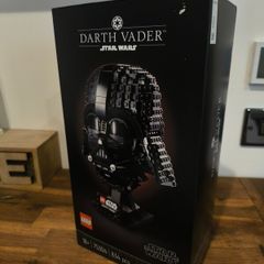 Lego Star Wars Darth Vader helmet 75304