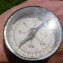 Vintage Dry Magnetic Portable Compass Image 3