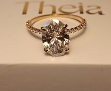 14ct Yellow Gold 3.23 carat Oval Brilliant Lab Diamond Ring