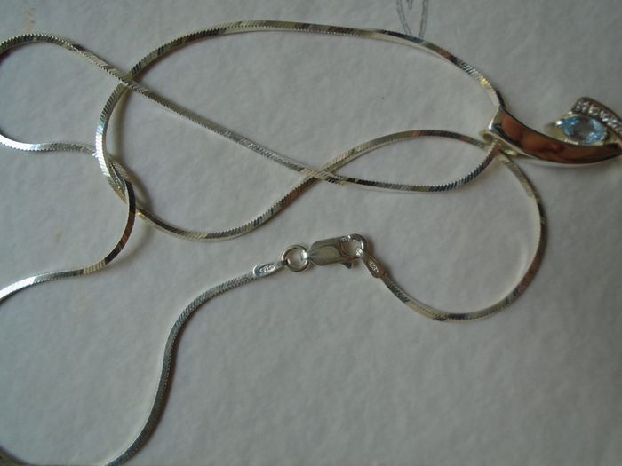 Sterling silver pendant and chain,Silver jewellery,Preloved  jewellery,Necklace
