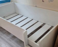 Bed frame