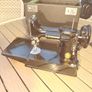 singer antique sawing machine Image 2