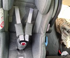 Uppababy Car seat and base