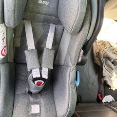 Uppababy Car seat and base
