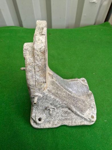 VW Vintage Engine Mounting Bracket.  Golf  Jetta  . Germany  K I S  8-1 IHO 799354K