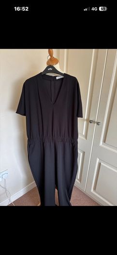 Gallery black jumpsuit w pockets size 16
